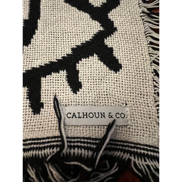 HTF Urban outfitters UO Calhoun & Co. woven throw blanket - Picture 6 of 6